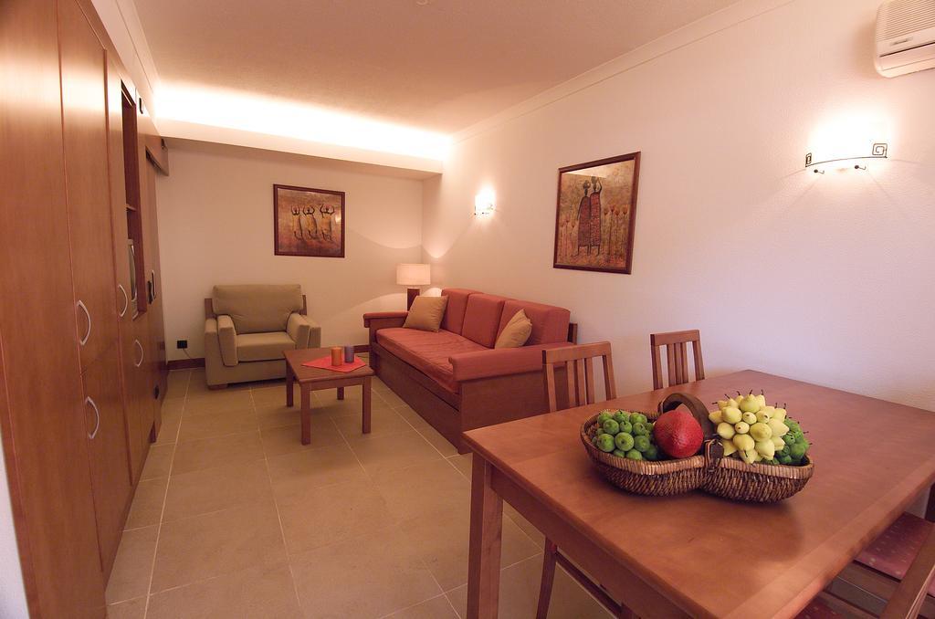 Apartamentos Alvaflor กัวเตย์รา ภายนอก รูปภาพ